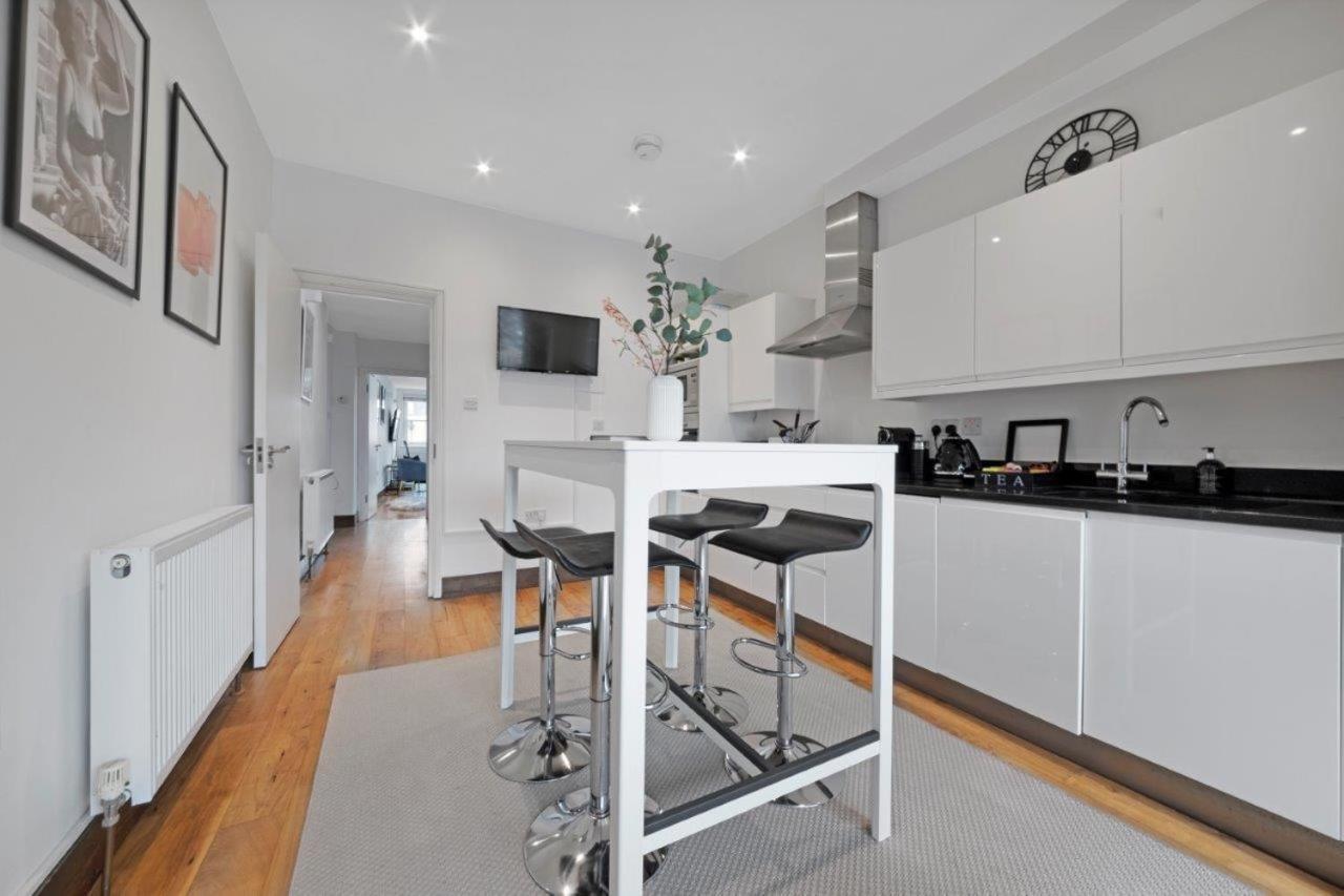 Huge Shoreditch Apartment- Private Roof Terrace ลอนดอน ภายนอก รูปภาพ